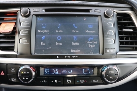 Used 2018  Toyota Highlander V6 AWD &lpar;Natl&rpar; at Auto Finance Center near Matthews&comma; NC