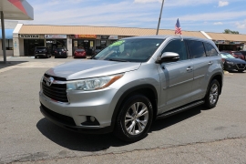 Used 2015  Toyota Highlander FWD 4dr V6 LE &lpar;Natl&rpar; at Auto Finance Center near Matthews&comma; NC