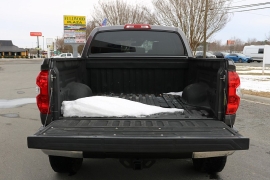 Used 2018  Toyota Tundra 4WD CrewMax 5&period;5' Bed 5&period;7L &lpar;Natl&rpar; at Auto Finance Center near Matthews&comma; NC