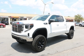 Used 2024  GMC Sierra 1500 4WD Crew Cab 157" SLE at Auto Finance Center near Matthews&comma; NC