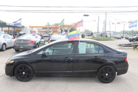 Used 2013 Toyota Sienna 4d Wagon L at Auto Finance Center near Matthews, NC