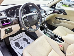 Used 2017  Honda Accord Sedan 4d EX-L at Auto Finance Center near Matthews&comma; NC