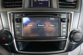 Used 2013 Toyota Highlander 4d SUV FWD at Auto Finance Center near Matthews, NC