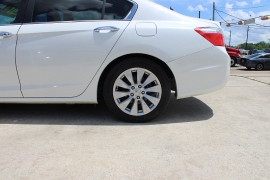Used 2014  Honda Accord Sedan 4d EX CVT at Auto Finance Center near Matthews&comma; NC