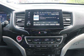 Used 2021  Honda Pilot Touring 8-Passenger 2WD at Auto Finance Center near Matthews&comma; NC