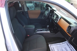 Used 2019  Toyota Tacoma 4WD Double Cab 5' Bed V6 &lpar;Natl&rpar; at Auto Finance Center near Matthews&comma; NC