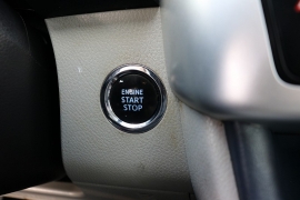 Used 2019  Toyota Highlander V6 FWD &lpar;Natl&rpar; at Auto Finance Center near Matthews&comma; NC