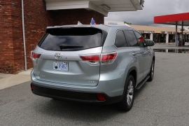 Used 2015 Toyota Highlander 4d SUV FWD XLE at Auto Finance Center near Matthews, NC