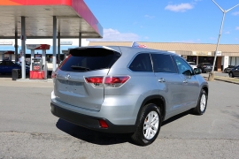 Used 2015  Toyota Highlander 4d SUV FWD LE at Auto Finance Center near Matthews&comma; NC