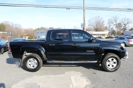 Used 2015  Toyota Tacoma 2WD Double Cab PreRunner V6 Short Bed at Auto Finance Center near Matthews, NC
