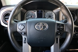 Used 2020  Toyota Tacoma 2WD Double Cab 5' Bed V6 AT &lpar;Natl&rpar; at Auto Finance Center near Matthews&comma; NC