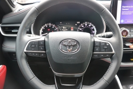 Used 2023  Toyota Highlander FWD &lpar;Natl&rpar; at Auto Finance Center near Matthews&comma; NC
