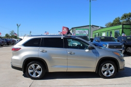 Used 2016  Toyota Highlander AWD 4dr V6 Limited &lpar;Natl&rpar; at Auto Finance Center near Matthews&comma; NC