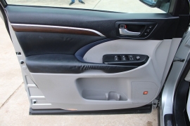 Used 2015  Toyota Highlander AWD 4dr V6 Limited &lpar;Natl&rpar; at Auto Finance Center near Matthews&comma; NC