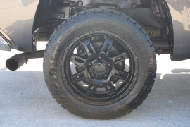 Used 2017  Toyota Tundra 4WD CrewMax 5&period;5' Bed 5&period;7L FFV &lpar;Natl&rpar; at Auto Finance Center near Matthews&comma; NC