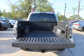 Used 2018  Toyota Tacoma Double Cab 5' Bed V6 4x2 AT &lpar;Natl&rpar; at Auto Finance Center near Matthews&comma; NC