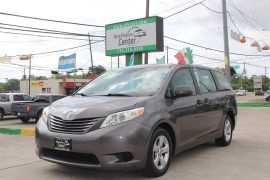 Used 2013 Toyota Sienna 4d Wagon L at Auto Finance Center near Matthews, NC