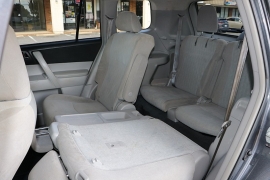 Used 2013 Toyota Highlander 4d SUV FWD at Auto Finance Center near Matthews, NC