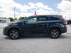 Used 2019 Toyota Highlander LE V6 AWD (Natl) at Auto Finance Center near Matthews, NC