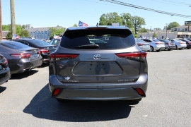 Used 2021  Toyota Highlander AWD &lpar;Natl&rpar; at Auto Finance Center near Matthews&comma; NC