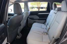 Used 2014  Toyota Highlander AWD 4dr V6 LE &lpar;Natl&rpar; at Auto Finance Center near Matthews&comma; NC