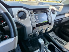 Used 2018  Toyota Tundra 4WD CrewMax 5&period;5' Bed 5&period;7L FFV &lpar;Natl&rpar; at Auto Finance Center near Matthews&comma; NC