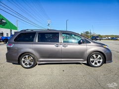 Used 2013  Toyota Sienna 4d Wagon SE at Auto Finance Center near Matthews&comma; NC