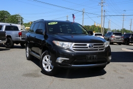 Used 2012 Toyota Highlander FWD 4dr I4 (Natl) at Auto Finance Center near Matthews, NC