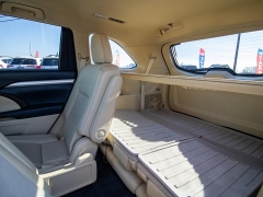 Used 2015  Toyota Highlander 4d SUV AWD XLE at Auto Finance Center near Matthews&comma; NC