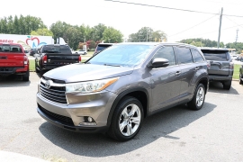 Used 2016  Toyota Highlander FWD 4dr V6 Limited &lpar;Natl&rpar; at Auto Finance Center near Matthews&comma; NC
