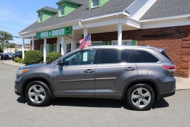 Used 2016  Toyota Highlander AWD 4dr V6 Limited &lpar;Natl&rpar; at Auto Finance Center near Matthews&comma; NC