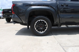 Used 2024  Toyota Tacoma 4WD Double Cab Bed &lpar;Natl&rpar; at Auto Finance Center near Matthews&comma; NC
