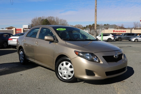 2010 Toyota Corolla Base's photo