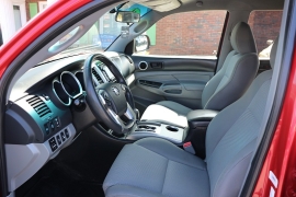 Used 2014  Toyota Tacoma 4WD Double Cab V6 &lpar;Natl&rpar; at Auto Finance Center near Matthews&comma; NC
