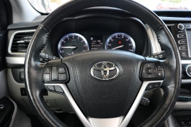 Used 2017 Toyota Highlander Limited V6 AWD (Natl) at Auto Finance Center near Matthews, NC