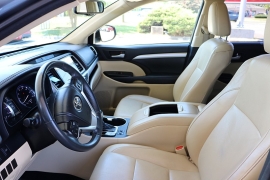 Used 2014 Toyota Highlander FWD 4dr V6 XLE (Natl) at Auto Finance Center near Matthews, NC