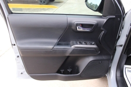 Used 2019  Toyota Tacoma 2WD Double Cab 5' Bed V6 AT &lpar;Natl&rpar; at Auto Finance Center near Matthews&comma; NC