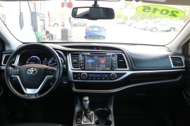 Used 2015  Toyota Highlander AWD 4dr V6 Limited &lpar;Natl&rpar; at Auto Finance Center near Matthews&comma; NC