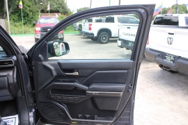 Used 2024  Toyota Tacoma 4WD Double Cab Bed &lpar;Natl&rpar; at Auto Finance Center near Matthews&comma; NC