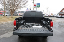 Used 2019  Toyota Tacoma 4WD Double Cab 5' Bed V6 &lpar;Natl&rpar; at Auto Finance Center near Matthews&comma; NC