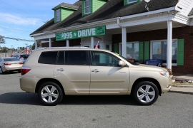 Used 2009  Toyota Highlander 4WD 4dr V6 Limited (Natl) at Auto Finance Center near Matthews, NC