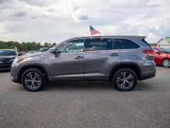 Used 2018 Toyota Highlander 4d SUV FWD LE at Auto Finance Center near Matthews, NC