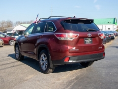 Used 2015  Toyota Highlander 4d SUV AWD XLE at Auto Finance Center near Matthews&comma; NC