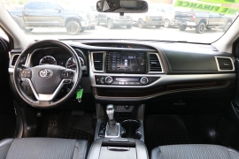 Used 2015  Toyota Highlander FWD 4dr V6 LE &lpar;Natl&rpar; at Auto Finance Center near Matthews&comma; NC