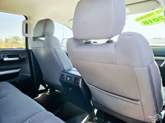 Used 2018  Toyota Tundra 4WD CrewMax 5&period;5' Bed 5&period;7L FFV &lpar;Natl&rpar; at Auto Finance Center near Matthews&comma; NC