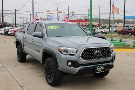Used 2019  Toyota Tacoma 2WD Double Cab 5' Bed V6 AT &lpar;Natl&rpar; at Auto Finance Center near Matthews&comma; NC
