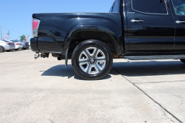 Used 2016  Toyota Tacoma 4WD Double Cab Limited at Auto Finance Center near Matthews&comma; NC