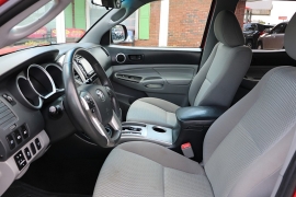 Used 2014 Toyota Tacoma 4WD Double Cab V6 (Natl) at Auto Finance Center near Matthews, NC