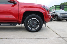Used 2024  Toyota Tacoma 4WD Double Cab Bed &lpar;Natl&rpar; at Auto Finance Center near Matthews&comma; NC
