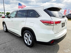 Used 2016  Toyota Highlander AWD 4dr V6 Limited &lpar;Natl&rpar; at Auto Finance Center near Matthews&comma; NC